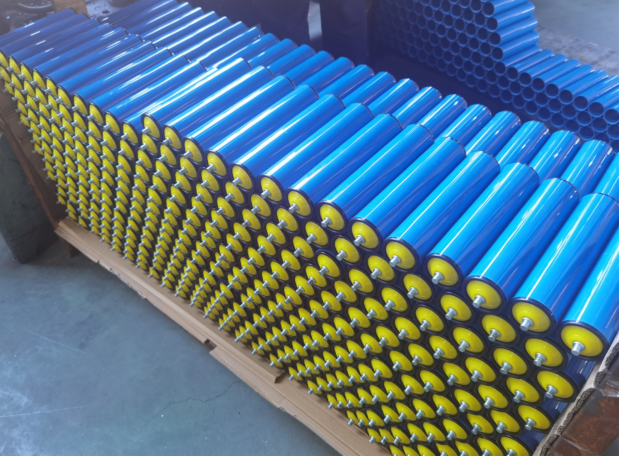Light Duty and Low Noise PVC Conveyor Roller With 1.9'' Diameter
