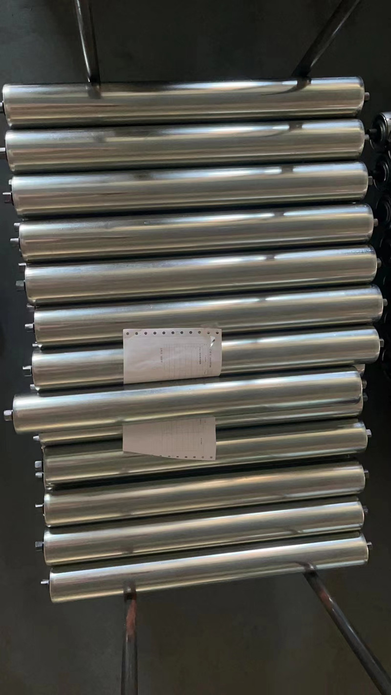 50mm Diameter Galvanized Gravity Roller with 12mm Solid Shaft